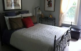Turtle Island Bed And Breakfast